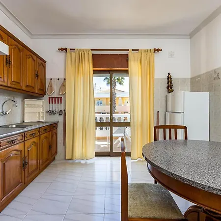 New Sunny Gale With 4 Bedrooms * Guia