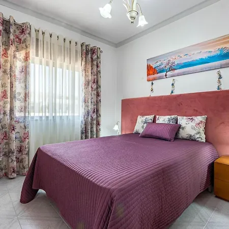 Apartament New Sunny Gale With 4 Bedrooms